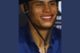 Fighting for the People: Zellhuber's Love for Crowds Powers Noche UFC Victory!