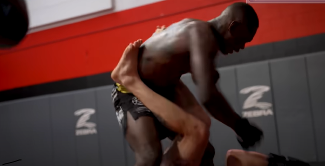 Select Alexander Volkanovski Backs Israel Adesanya to Shine in UFC 293 Clash Against Sean Strickland Alexander Volkanovski Backs Israel Adesanya to Shine in UFC 293 Clash Against Sean Strickland