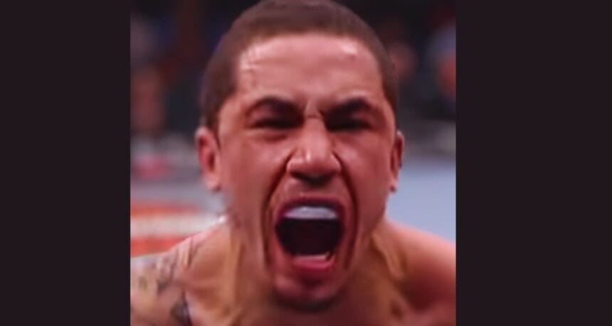 Robert Whittaker Breaks Down the Unconventional Sydney Fan Support for Strickland over Adesanya!