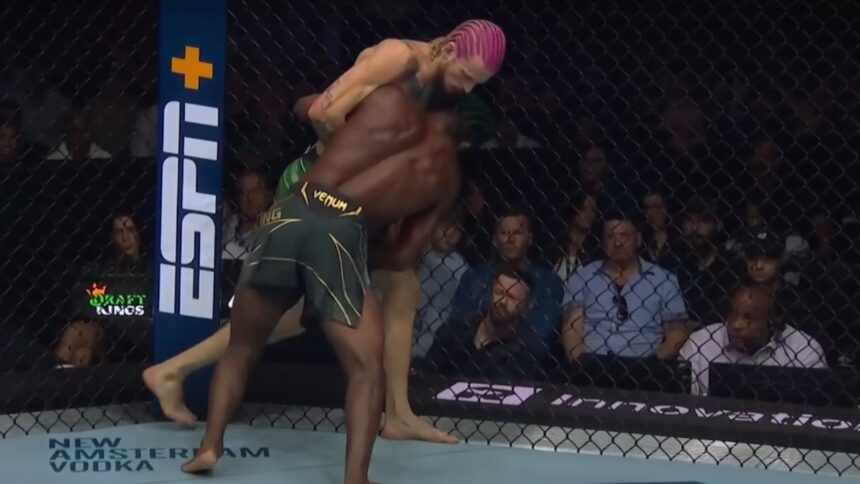 "Explosive Showdown Unveiled: Sean O’Malley vs. ‘Chito’ Vera in UFC 299 Grudge Match!"