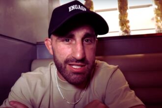 "Chandler's Controversial Call: Volkanovski Urged to Extend Break Post KO Losses"