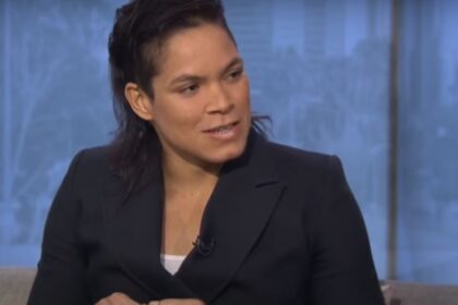 Amanda Nunes' Emotional Admission: Injury Hinders Performance Despite UFC 289 Victory