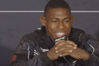 Strength in Struggle: Joaquin Barkley’s Inspirational Triumph Over Life’s Challenges