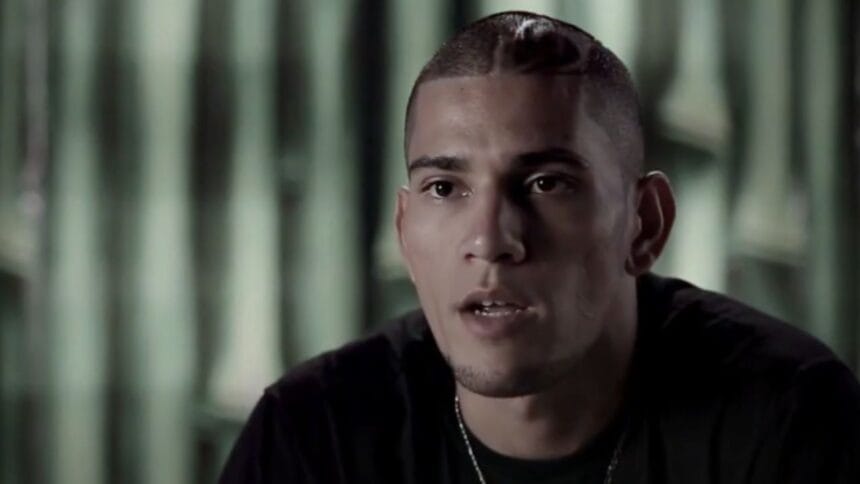 Alex Pereira’s Acts of Kindness: UFC Fighter’s Emotional Visit to Cancer Center