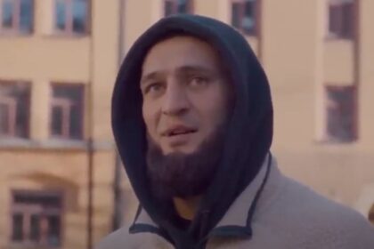 Khamzat Chimaev Reveals Father’s Tough Love and Life Lessons That Shaped His UFC Journey