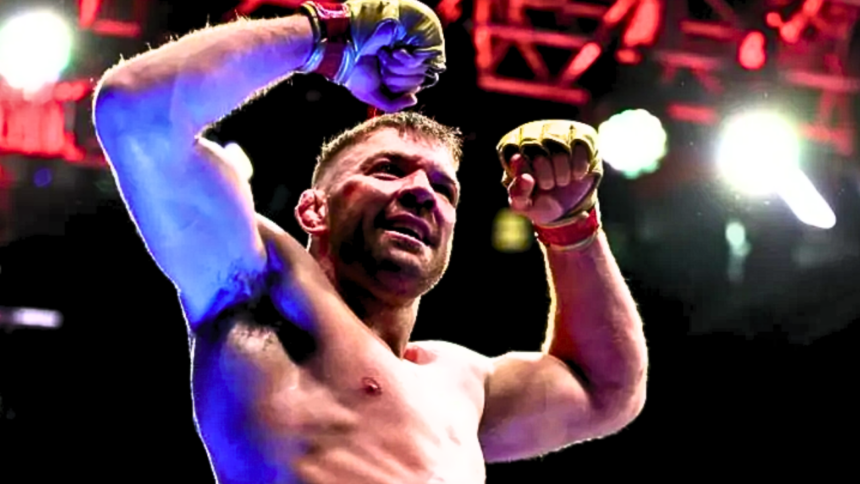 Du Plessis Submits Adesanya to Keep UFC Title